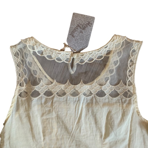 Hem & Thread S cream lace sleeveless scallop crew neck boho coquette fairy - Picture 5 of 9